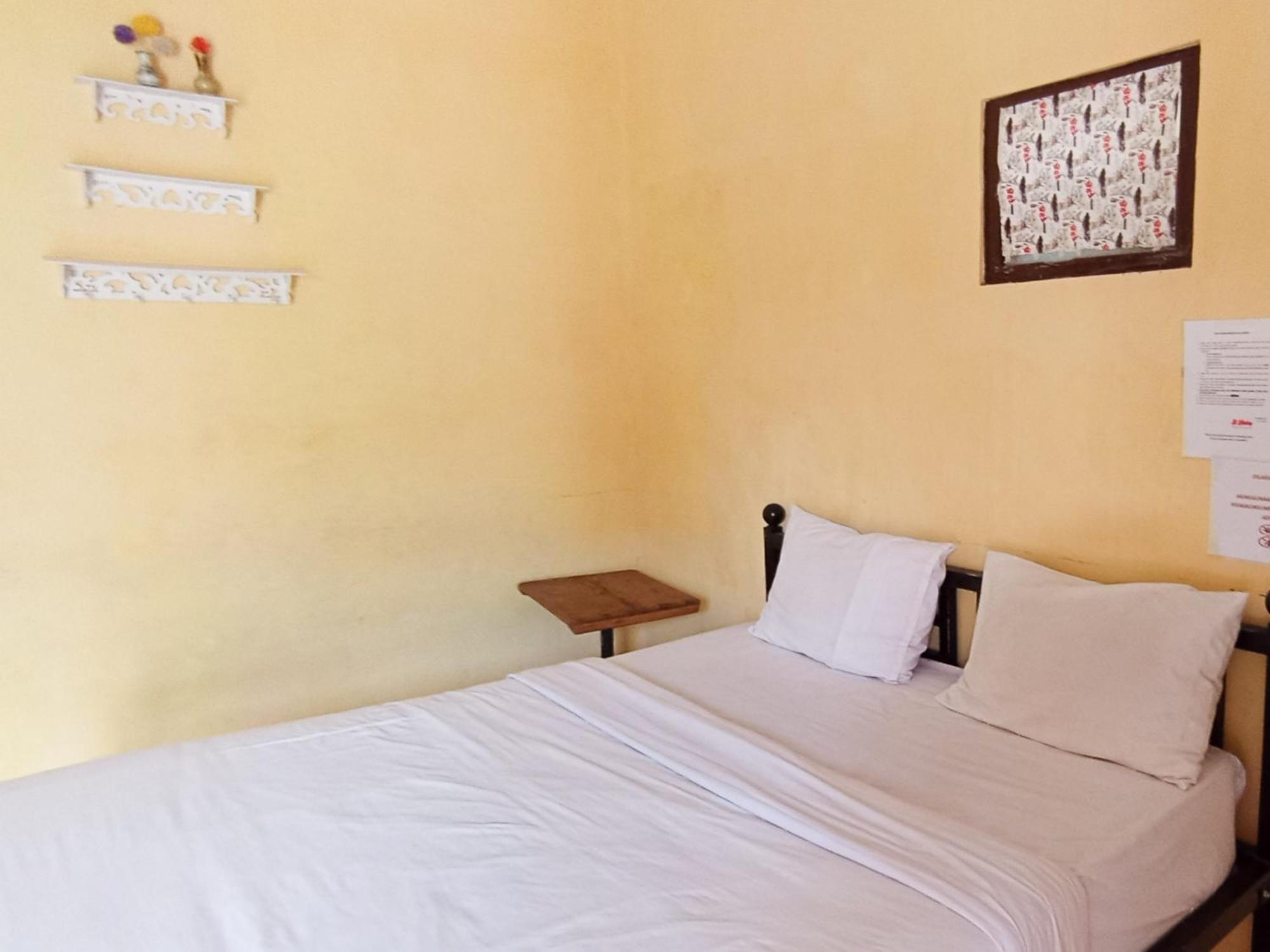Reddoorz At El Shaday Homestay Banyuwangi Banyuwangi  Luaran gambar