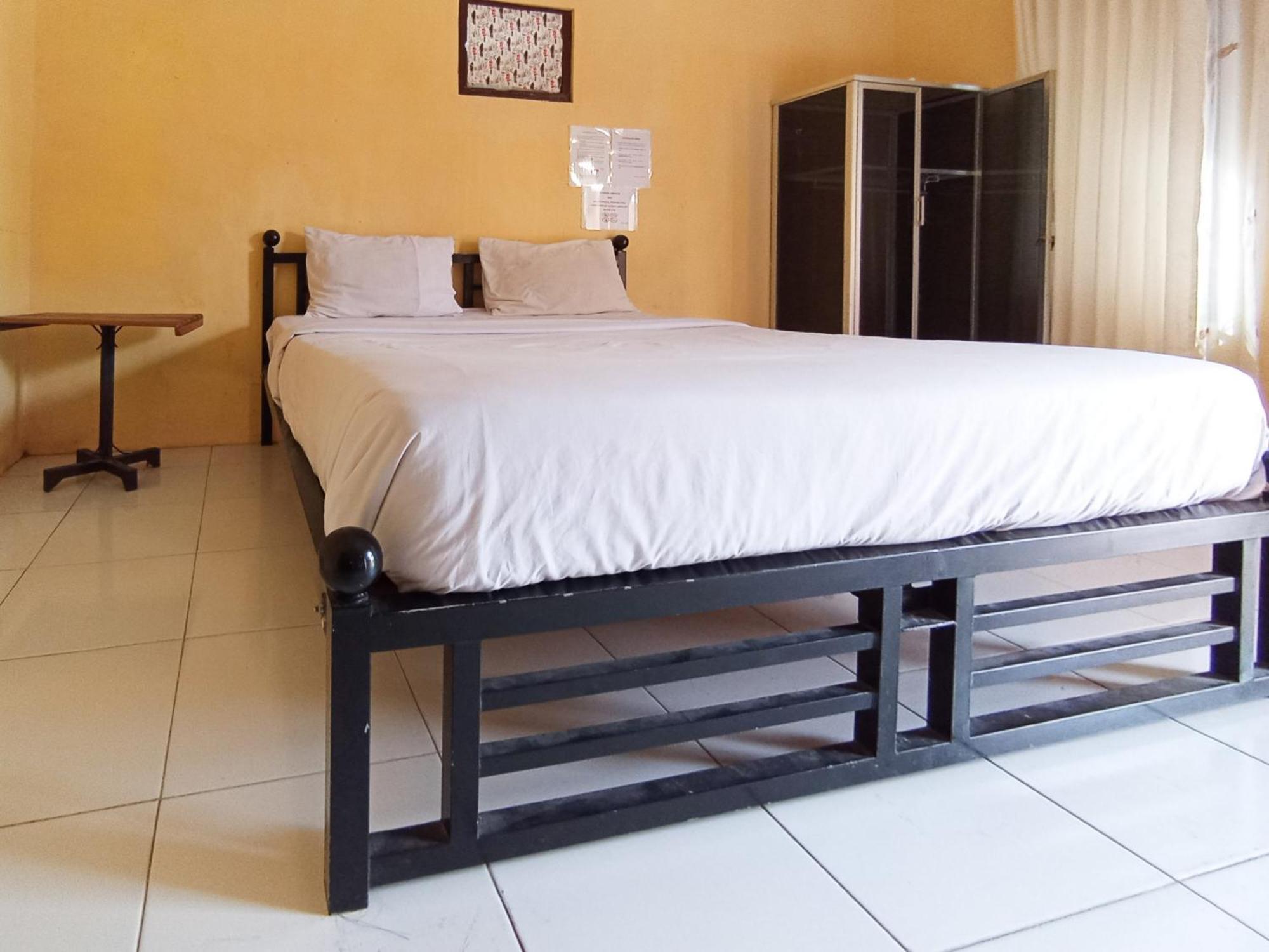 Reddoorz At El Shaday Homestay Banyuwangi Banyuwangi  Luaran gambar